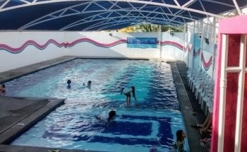 Sirenas y Tritones