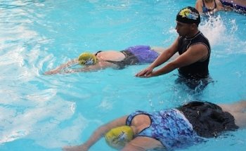 Acuática De La Garza Escuela De Natación