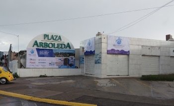 ALBERCAS Y SISTEMAS HIDRAULICOS LED