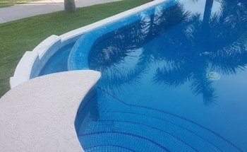 Albercas AcuaMaz
