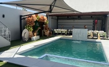 Jardin y Alberca AHURANI