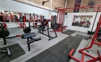 MACHINE FITNESS GYM