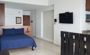 Condominio en Playa con Alberca, Restaurante y Gym