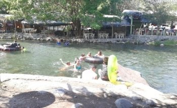 Balneario los Amiales Colima