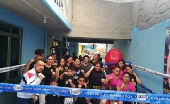 gimnasio de boxeo HERMANOS HERNÁNDEZ