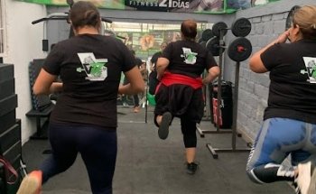 VR fitness training
