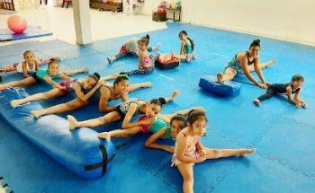 RítmiKZ. Gimnasia rítmica