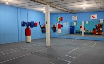 club de karate-do y gimnasio