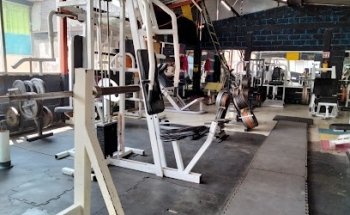 Golden's Gym