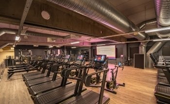 Sprek Akropolis AS Åssiden