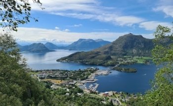 The Midsund Stairs