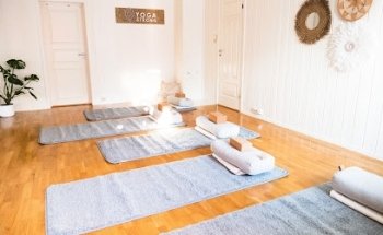 Yoga Strong
