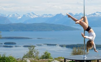 Molde Pole Studio