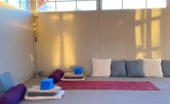 Yogapaviljongen, Østsynet 4