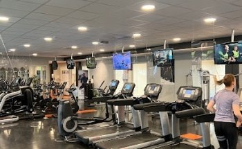 SiS Sports Center