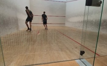 SQF - Sentrum Squash & Fitness