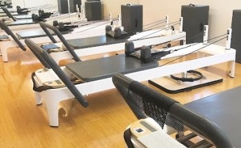 Peak Pilates And Physio - St Johns, Merton Road