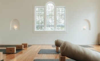 Kamusha Yoga