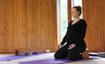 Mahina Mahai Pregnancy Yoga, Childbirth Preparation & Beyond