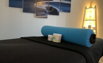 Kelsey Atkin - Movement & Massage Therapy