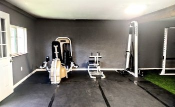 THE NO LIMITS GYM