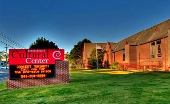 Lincoln City Cultural Center