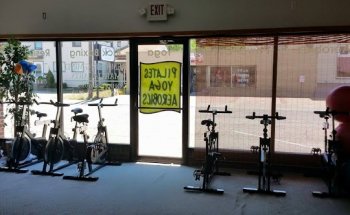 Muscle Works Gym & Fitness Center LLC