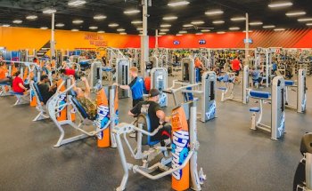 Crunch Fitness - Wickham