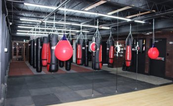 LAST ROUND BOXING CLUB