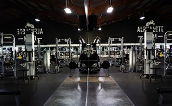 Alphalete Gym