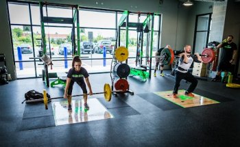 Acceleration Sports Performance at Naperville Yard