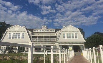 Saugatuck Rowing and Fitness Club