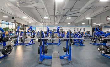 Crunch Fitness - Pacific Beach