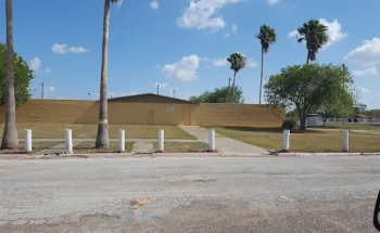 SAN BENITO PUBLIC POOL