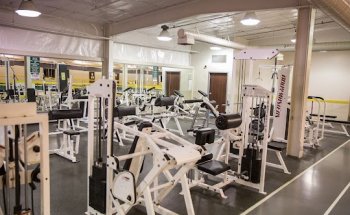 Four Season's Health Club - Pierce Street