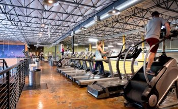 World Gym Smyrna-Vinings