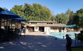 Ladera Oaks Fitness Club