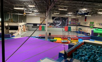 Twist'n U Gymnastics And University All stars