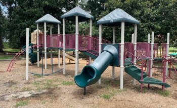 Stubbs Park Community Center Gym