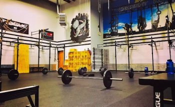 Hook’d Athletic Company / CrossFit Hook’d