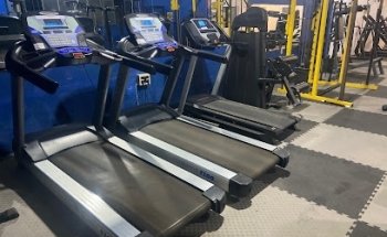 LEVEL 10 GYM
