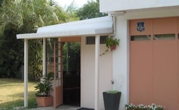 Niranjan Kutir - Yoga Carrasco