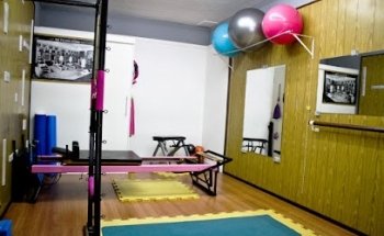 Flow Studio Pilates